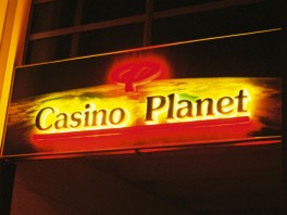 0002-casino-planet
